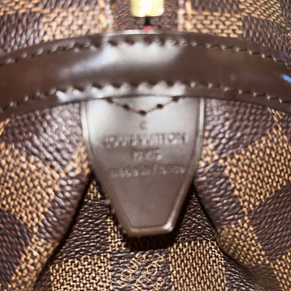 ♥️Authentic Louis Vuitton rivington pm♥️ - Picture 12 of 13
